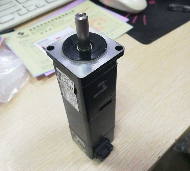 SMT-Fuji-NXT-SAM686-SERVO-MOTOR-XP243-XP242