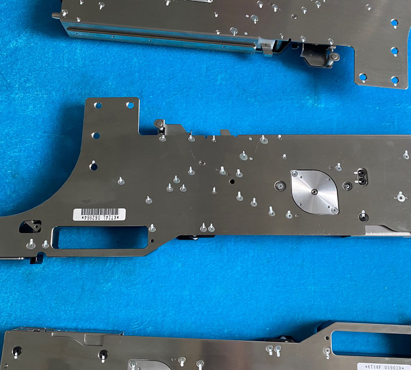 SMT-Fuji-W24C-Feeder-UF10600-2