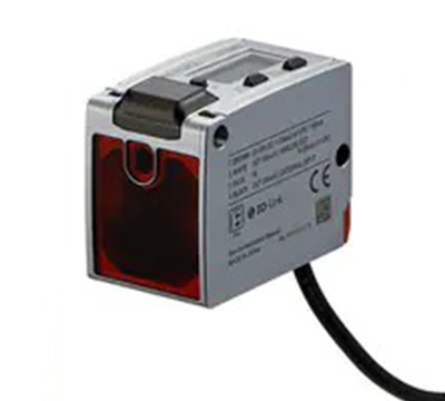 Detection distance 5 m, Cable with connector M12, Laser Class 1