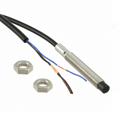 Inductive Sensor PNP Omron E2B-S08LN04 WP B1 2M OMI