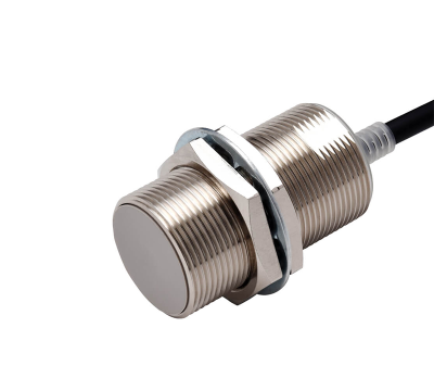 Inductive Sensor PNP Omron E2E-X15B2L30 2M OMS
